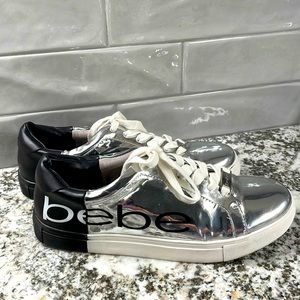 BEBE SNEAKERS